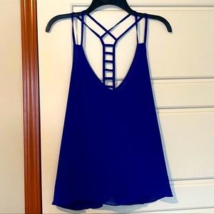 Forever 21 | blue tank top